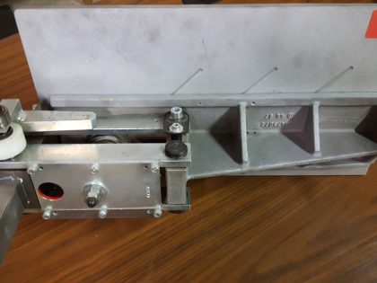 Clamp for KM 470, 471, 472, 473, 600, 601